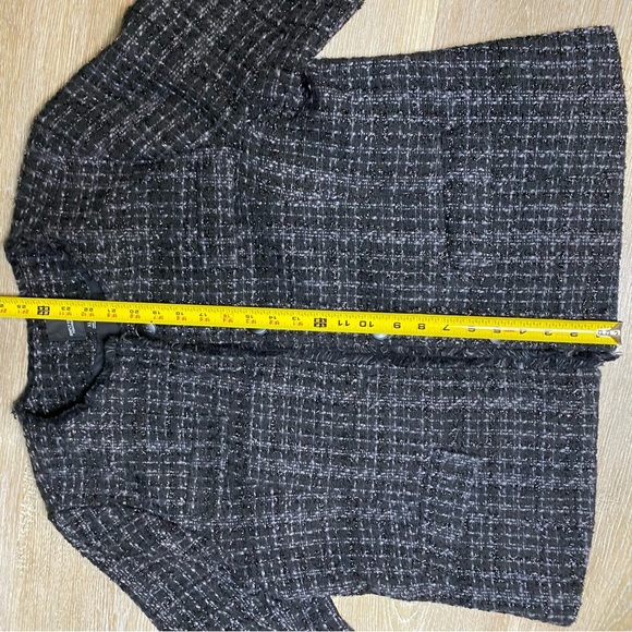 Chic Black Tweed Women's Jacket - Picture 5 of 8